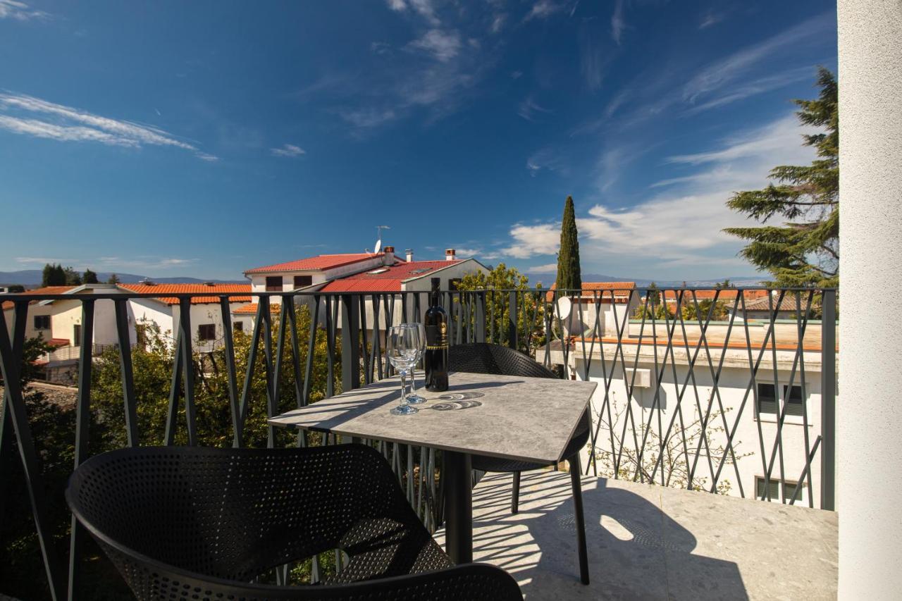 Sunset Suite Malinska Exterior photo